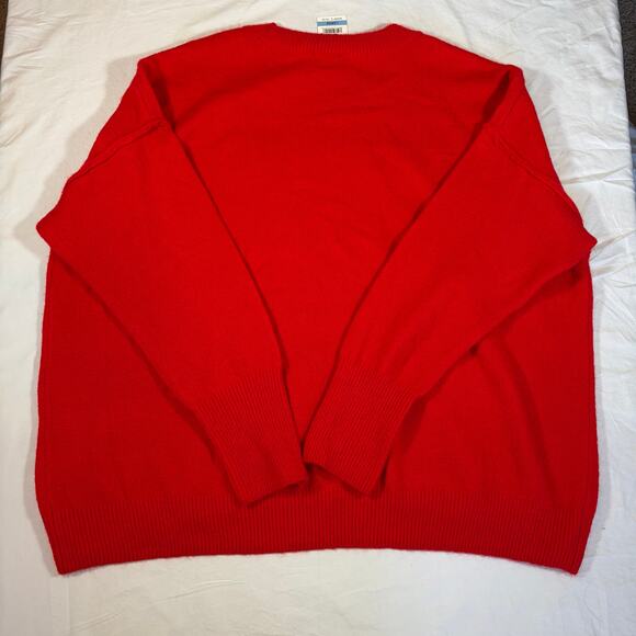 NWT Vince Camuto women’s red holiday sweater. Size Large. Crew neck - Picture 2 of 5